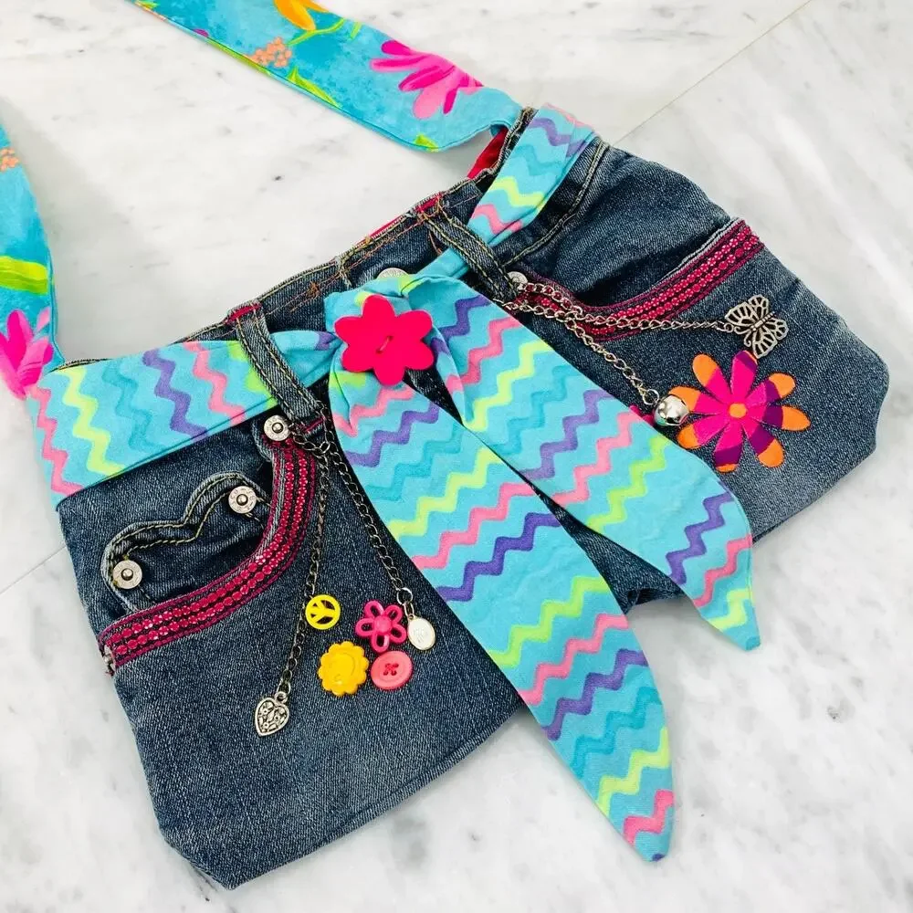 LEVI'S Denim Purse Floral Embroidered Heart Pockets Belt Charms Jean Bag EUC